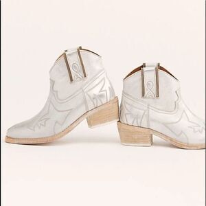 New FREE PEOPLE Seville Western Boot